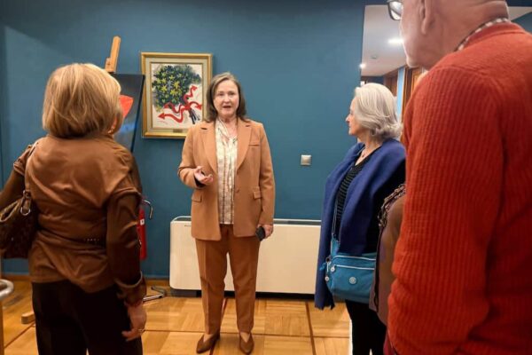 Φίλοι της ΑΚΟΣ ξεναγήθηκαν στην έκθεση «Ανθίζω Καρπίζω Προχωρώ»
